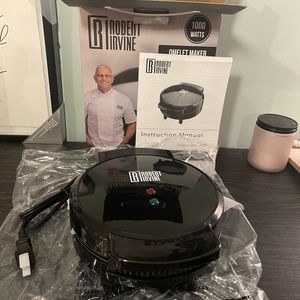 Robert Irvine Omelet Maker